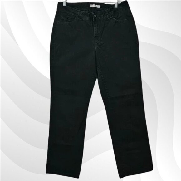 2/$20 Lee Black Classic Fit Straight Leg Jeans Size 12 Medium - Picture 1 of 5